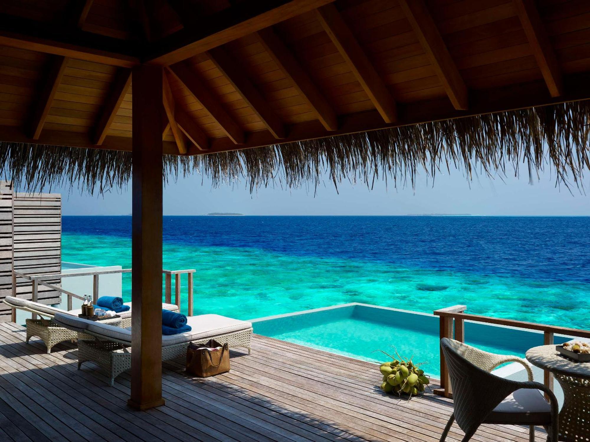 Dusit Thani Maldives - 50 Percent Discount On Transfers For Until 20 Dec 2025 5*